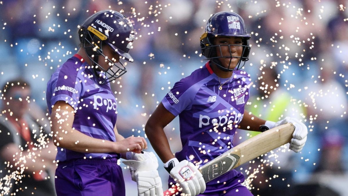 Davina Perrin leads Northern Superchargers out to bat