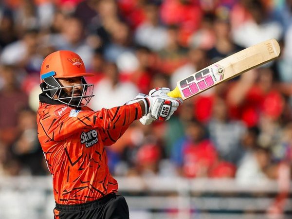 who-is-salil-arora-the-srh-batter-who-smashed-125-off-45-against-ishan-kishans-jharkhand.Click to read full article.