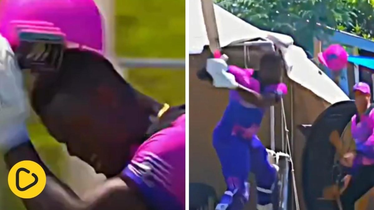 Carlos Brathwaite smashes helmet