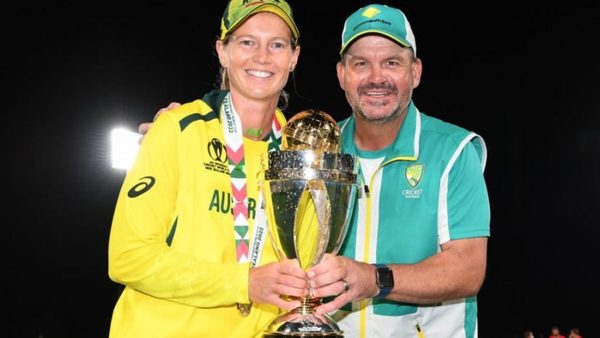 moving-on-from-morgan-and-fighting-to-be-heard-the-challenges-facing-matthew-mott-as-englands-white-ball-head-coach.Click to read full article.