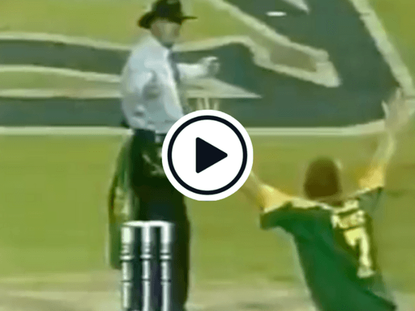 watch-rudi-koertzen-initially-signals-a-wide-before-giving-nick-knight-out.Click to read full article.