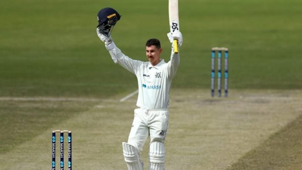 moises-henriques-and-nic-maddinson-share-shield-player-of-the-year-award.Click to read full article.