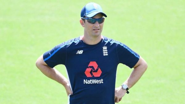 shane-bond-expresses-interest-in-england-bowling-coach-job.Click to read full article.