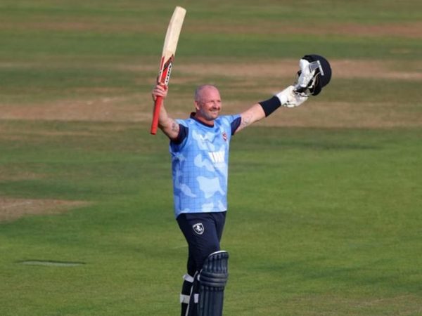 darren-stevens-out-of-contract-at-46-but-still-hungry-for-more.Click to read full article.