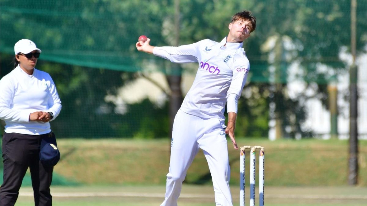 Archie Vaughan bowls playing for England U19s