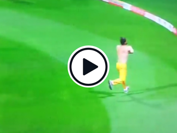 watch-fielder-changing-jersey-on-field-concedes-a-boundary-in-t10-league.Click to read full article.