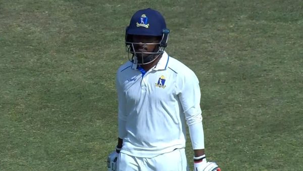 uncapped-indian-sudip-kumar-gharami-becomes-third-batter-to-be-dismissed-for-299-in-first-class-cricket-history.Click to read full article.