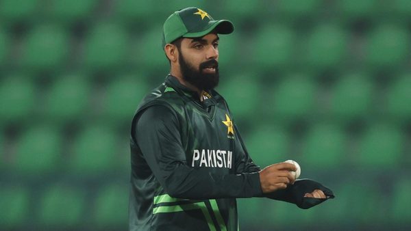 explained-why-pakistan-havent-picked-shadab-khan-for-the-champions-trophy.Click to read full article.