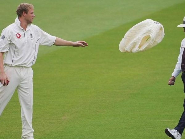 umpires-covid-19-refuse-bowlers-caps-sweaters-reports.Click to read full article.