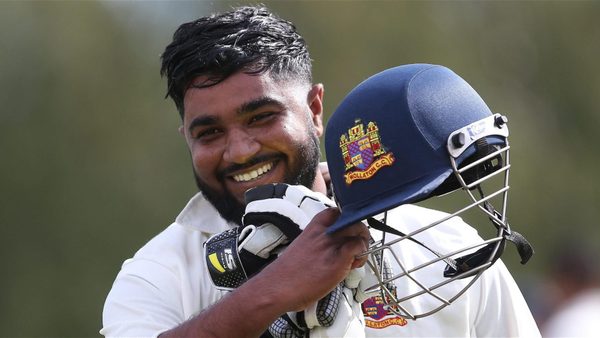 meet-nayyar-abbas-the-club-pro-who-flew-halfway-around-the-world-to-play-for-free.Click to read full article.