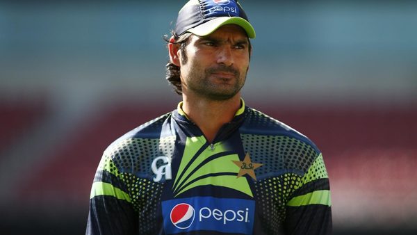 third-pakistan-cricketer-retires-from-international-cricket-in-space-of-36-hours.Click to read full article.