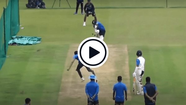 watch-deepak-chahar-hoops-the-ball-in-the-nets-as-rahul-dravid-keeps-wicket.Click to read full article.