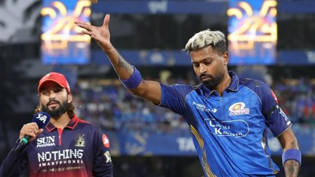 explained-why-mi-and-rcb-cricketers-are-wearing-black-armbands-at-todays-ipl-match.Click to read full article.