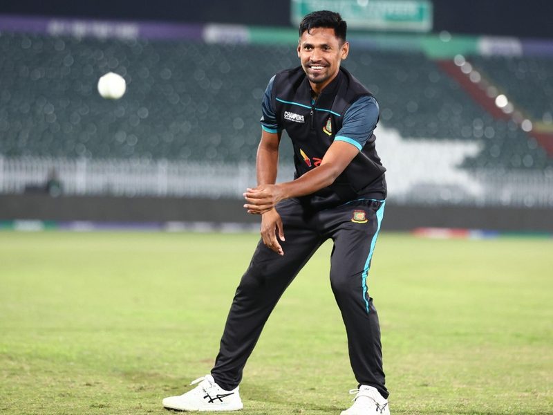 highest-wicket-takers-in-t20-cricket-full-list-pakistan-seamer-mohammad-amir-becomes-fifth-fast-bowler-to-reach-400.Click to read full article.