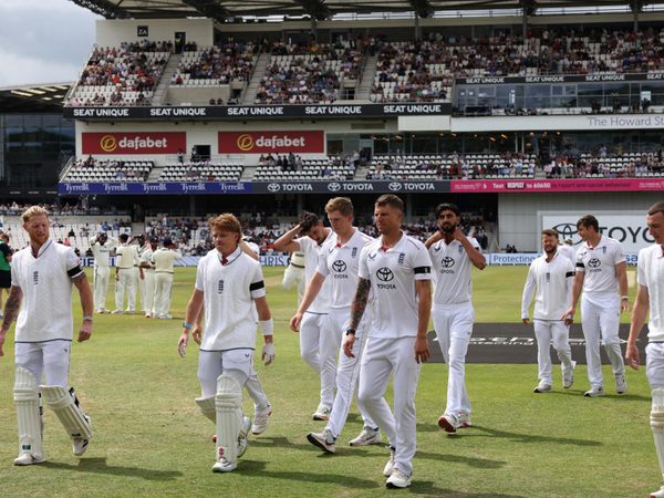 explained-why-india-england-players-wearing-black-armbands-day-three-headingley-test.Click to read full article.