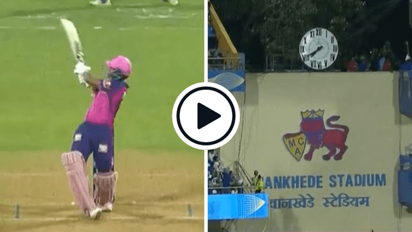 watch-yashasvi-jaiswal-hooks-returning-jofra-archer-wankhede-94-metre-no-ball-six.Click to read full article.