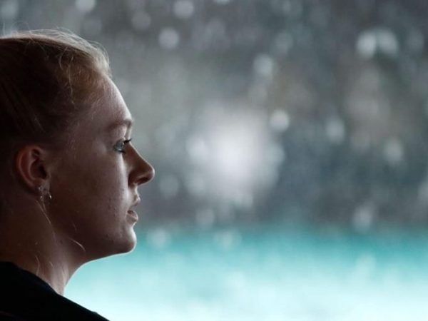 sarah-glenn-suspects-getting-covid-19-from-drunk-man-who-bumped-into-her.Click to read full article.