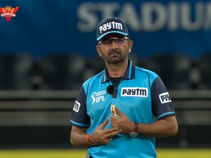 ipl-umpire-sparks-drs-controversy-after-seemingly-influencing-non-review.Click to read full article.