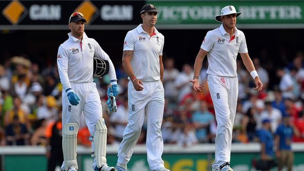 when-broad-kp-and-prior-were-looking-for-a-taxi-and-ended-up-in-an-ambulance.Click to read full article.