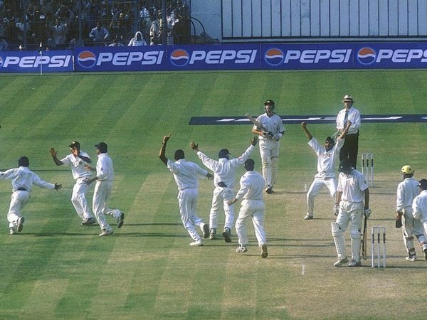 quiz-playing-xis-from-india-vs-australia-kolkata-2001.Click to read full article.