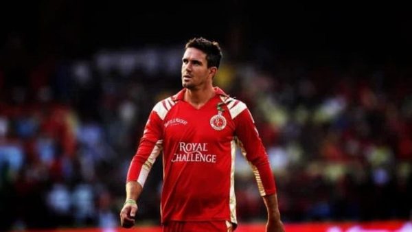 when-pietersen-took-the-new-ball-in-an-ipl-match-against-mccullum-and-gayle.Click to read full article.