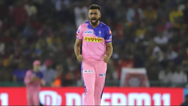 five-surprise-retentions-ahead-of-the-ipl-2021-auction.Click to read full article.