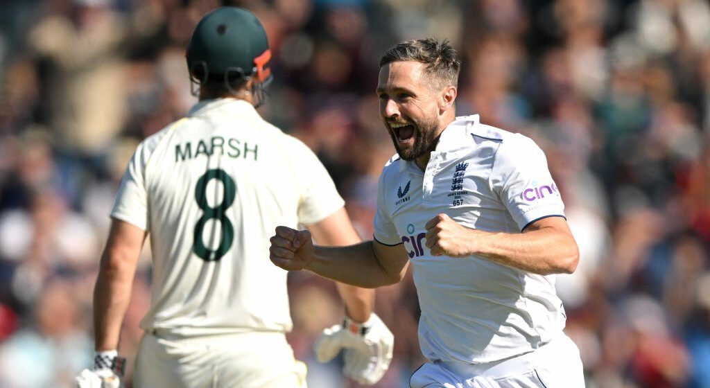 Chris Woakes creates his own magic as he and England choose to live in the now