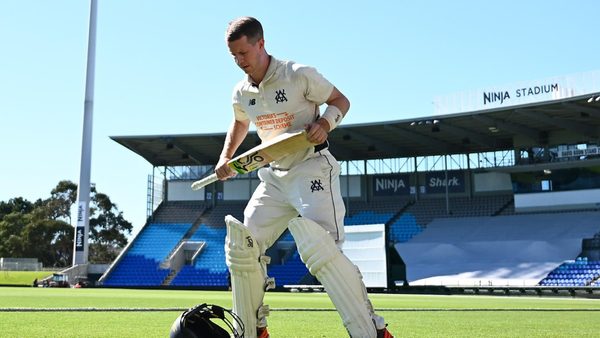 victoria-wicketkeeper-sam-harper-nearly-follows-up-historic-sheffield-shield-twin-tons-with-another-century.Click to read full article.