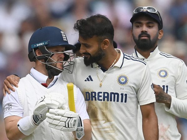 seriously-crossing-line-akash-deep-criticised-arm-round-the-shoulder-send-off-ben-duckett-battle.Click to read full article.