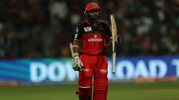 adding-to-the-salty-list-of-retired-cricketers-rcb-fans-outraged-after-parthiv-patel-tweet.Click to read full article.
