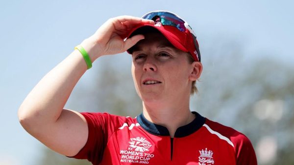 heather-knight-sophia-dunkley-sign-up-to-be-nhs-volunteer-responders.Click to read full article.