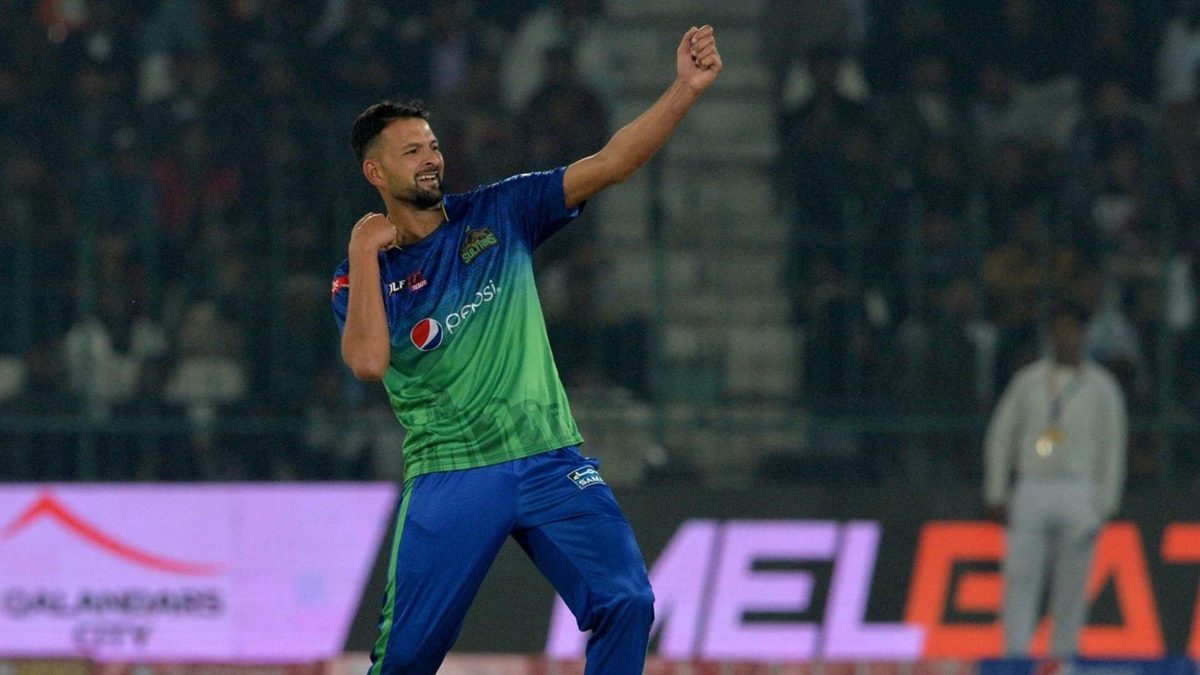 Ihsanullah celebrates after taking a wicket in the PSL
