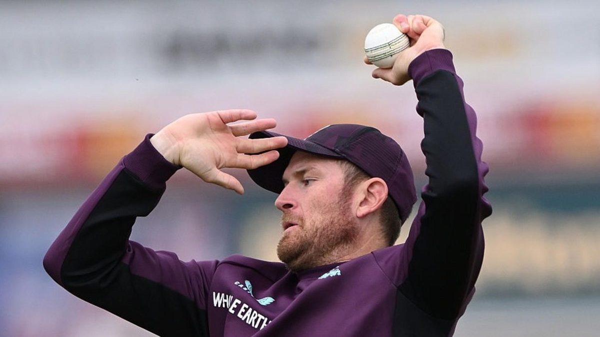 England recall Liam Dawson
