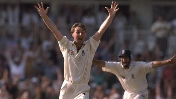 phil-tufnell-on-his-introduction-to-spin-dismissing-viv-and-umpiring-howlers.Click to read full article.