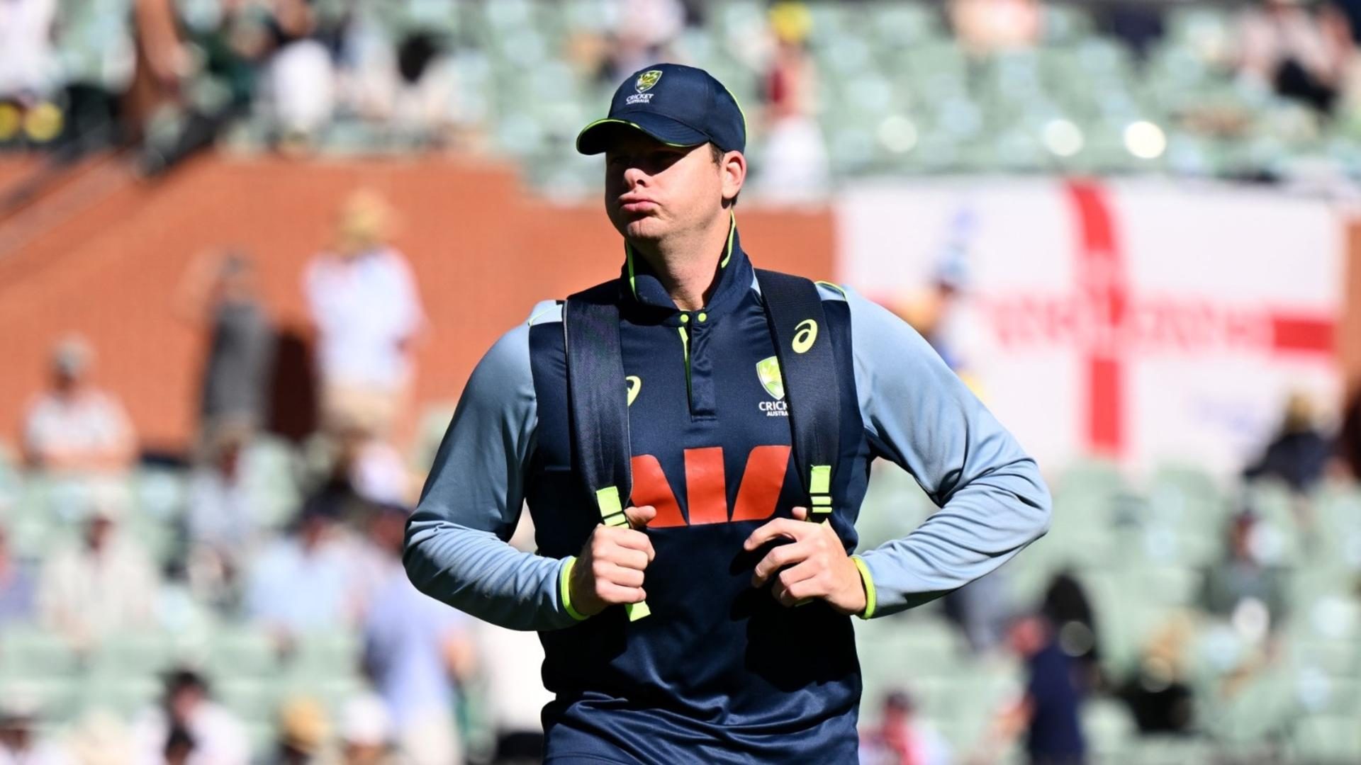 Mengapa Steve Smith tidak memainkan Tes Adelaide dan Khawaja tidak menjadi pembuka