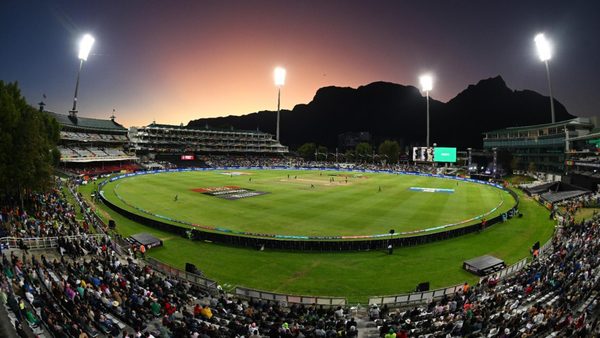 csa-apologise-after-fan-furore-over-ticket-allocation-for-newlands-england-test.Click to read full article.