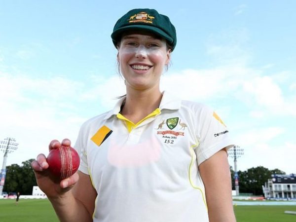 ellyse-perry-wisden-cricketer-of-the-year-almanack.Click to read full article.