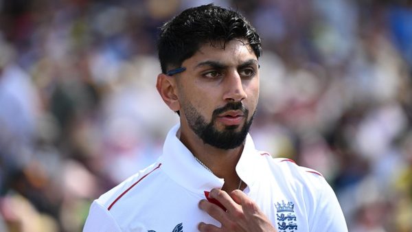 england-test-spinner-shoaib-bashir-incurs-five-run-penalty-for-unfair-movement-on-debut-for-new-county.Click to read full article.