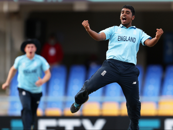 rehan-ahmed-leggie-england-youngest-ever-test-cricketer-pak-eng.Click to read full article.