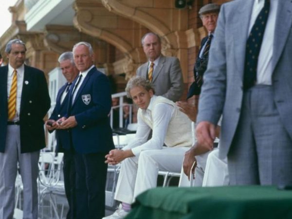 when-gower-printed-im-in-charge-t-shirt-to-make-a-statement-about-his-captaincy.Click to read full article.