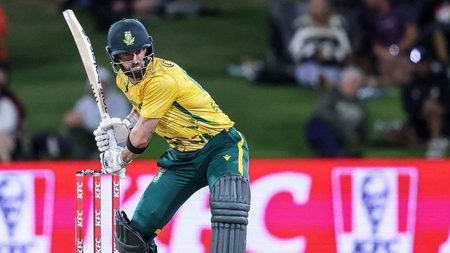 ipl-2026-injury-tracker-live-updates-full-list-of-injured-unavailable-players-replacements.Click to read full article.