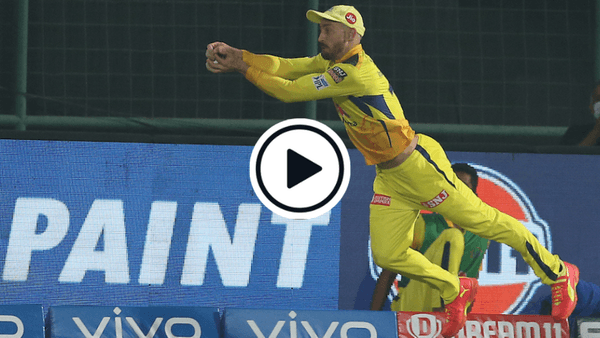 watch-rolling-back-the-years-36-year-old-faf-du-plessis-outfield-brilliance.Click to read full article.