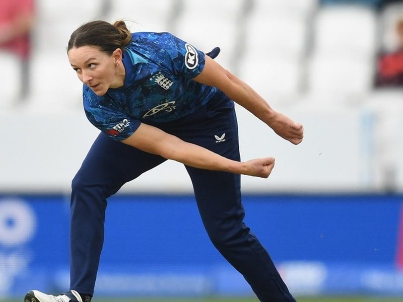 england-womens-central-contracts-announced-stalwart-quick-kate-cross-misses-out-following-world-cup-snub.Click to read full article.