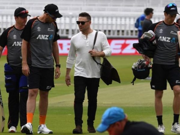 brendon-mccullum-questions-new-zealand-attitude-bruising-day-sydney-test.Click to read full article.