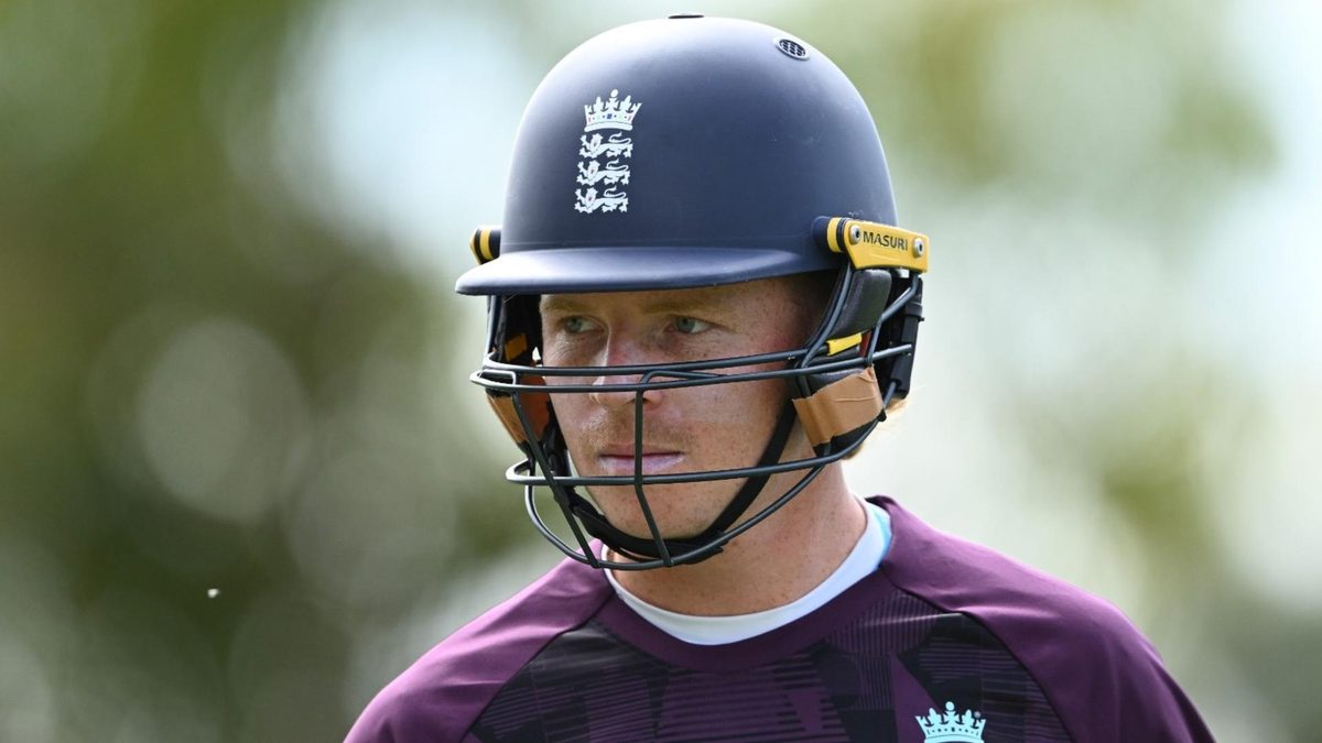 Ollie Pope in England training in Perth