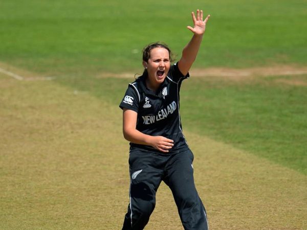 amelia-kerr-double-hundred.Click to read full article.