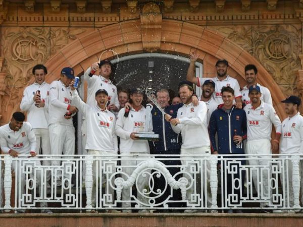 essex-captain-tom-westley-issues-apology-after-alcohol-poured-on-muslim-player.Click to read full article.