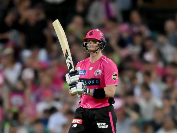 steve-smith-denies-single-to-babar-azam-before-hammering-bbl-record-32-run-over.Click to read full article.