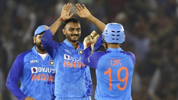 axar-is-ahead-of-chahal-and-ashwin-in-indias-spin-race-for-the-t20-world-cup.Click to read full article.