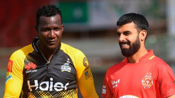 daren-sammy-relinquishes-captaincy-mid-season-to-become-peshawar-zalmi-head-coach.Click to read full article.